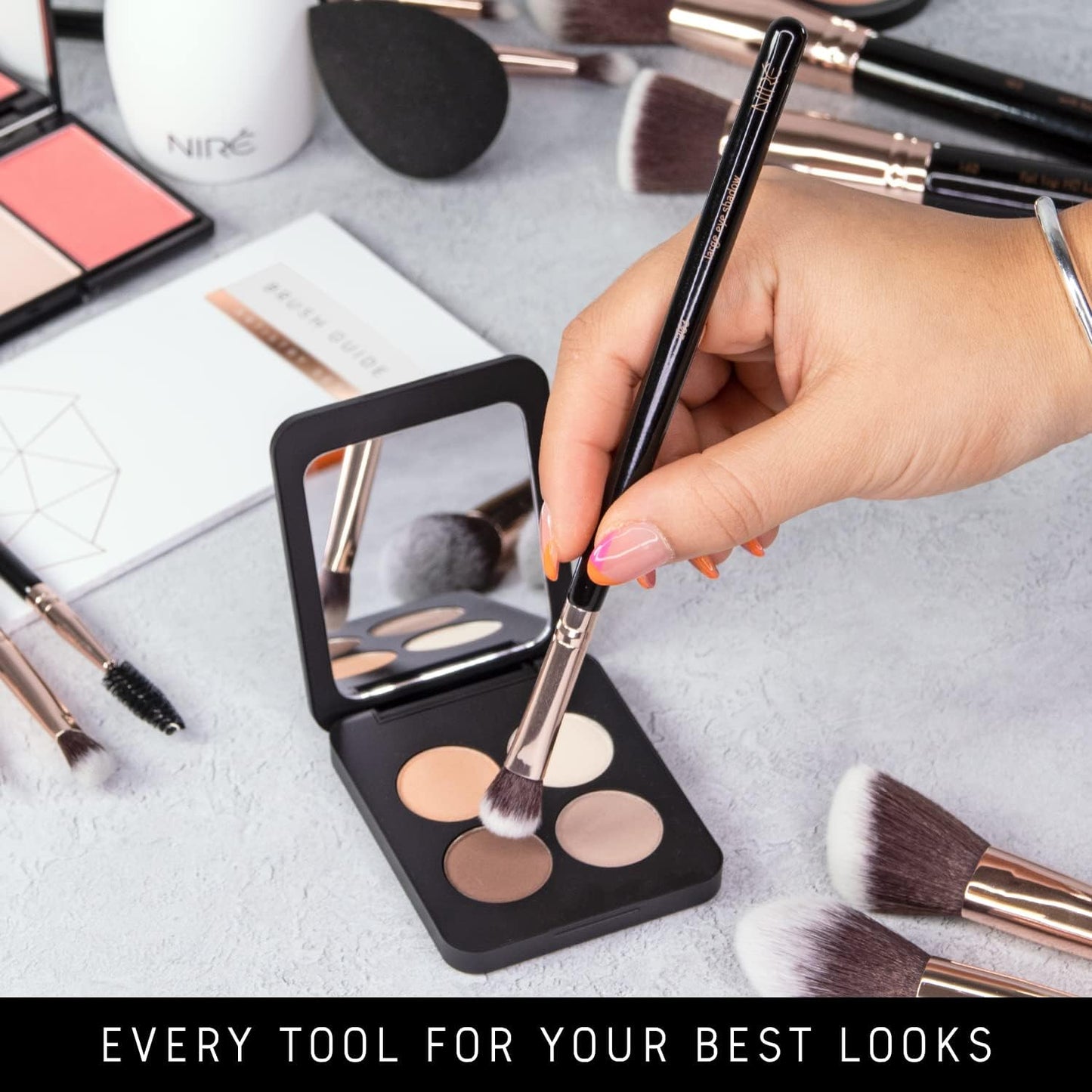 Beauty Professional Makeup Brushes - 15-Piece Award Winning Vegan Makeup Brush Set with Case, Blending Sponge, Brush Cleaner, Guide, Gift Box